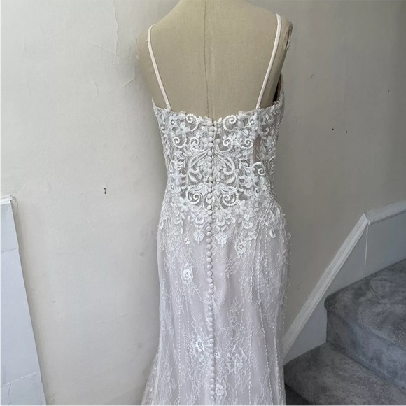 Essense of Australia Ivory Sheer Corset Linear Beading Wedding Dress D2366 Sz 12 - Picture 6 of 11